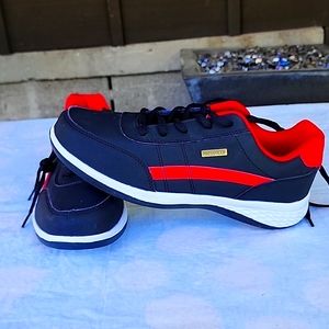 New Fashion size 10 men's sneaker